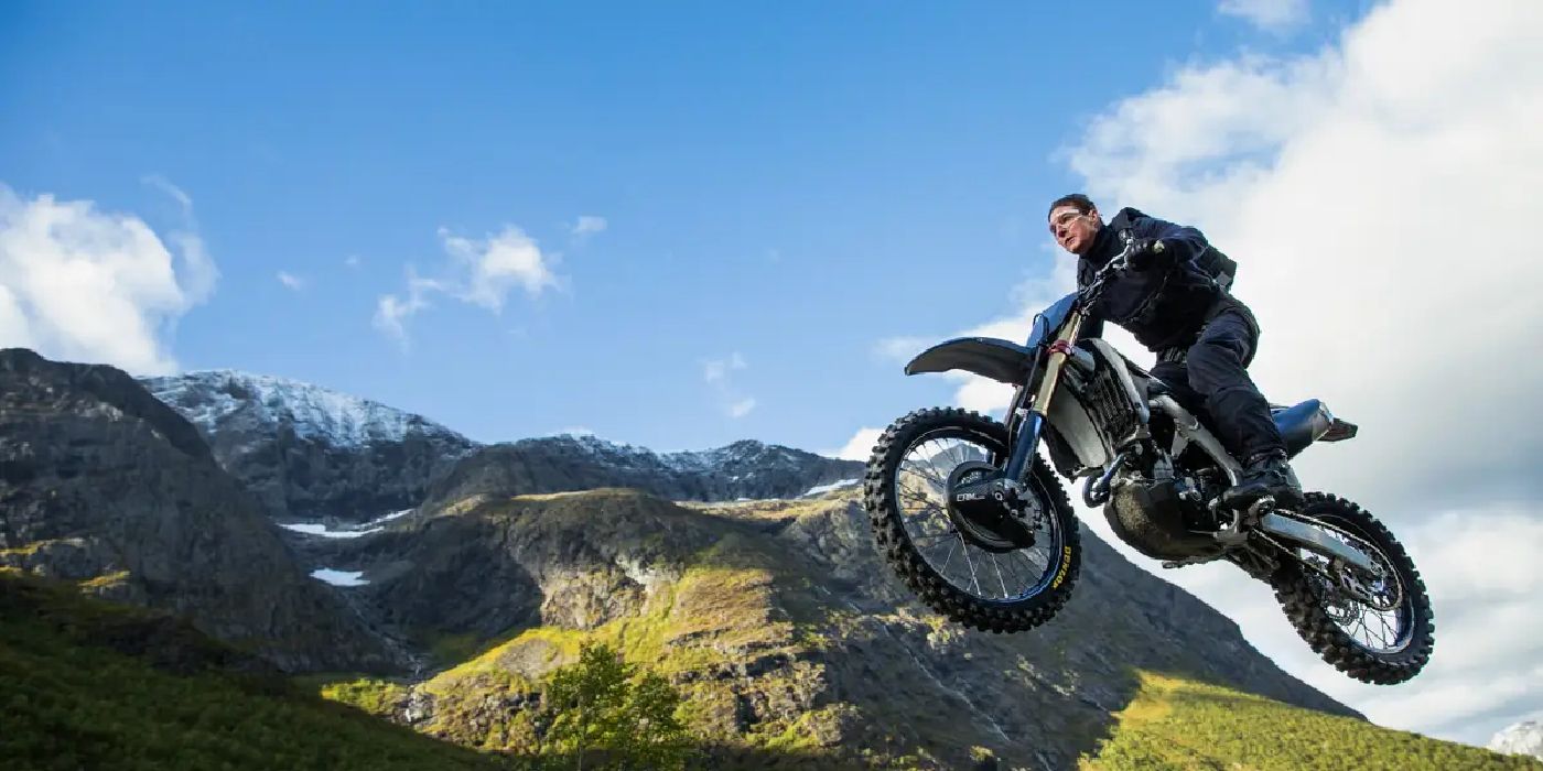 Tom Cruise in Mission impossible dead reckoning motorcycle jump