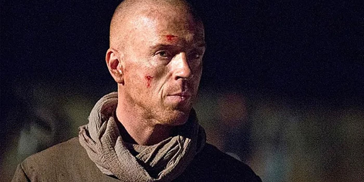 Damian Lewis como Nicholas Brody com sangue no rosto em Homeland