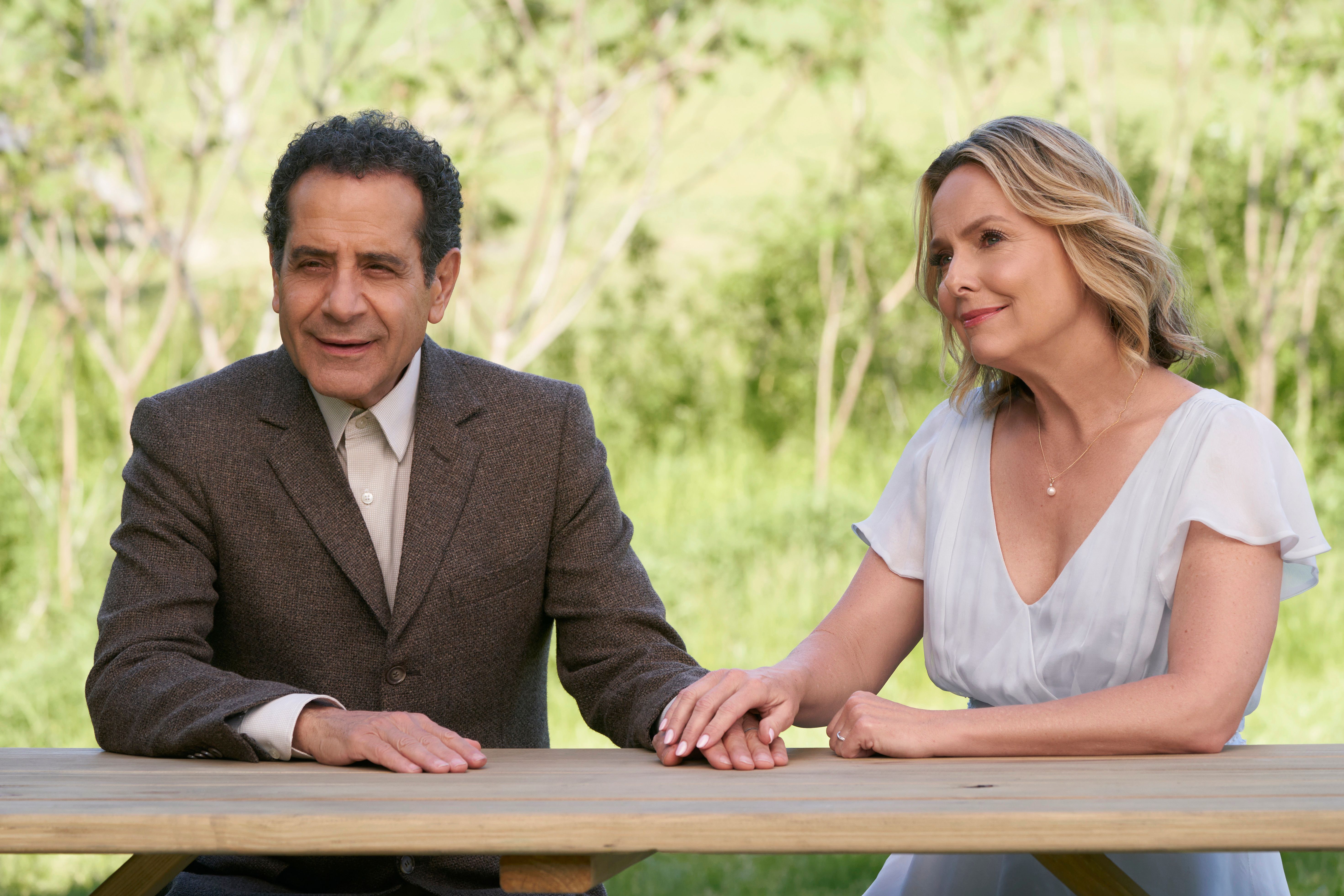 Tony Shalhoub and Traylor Howard in Monk movie