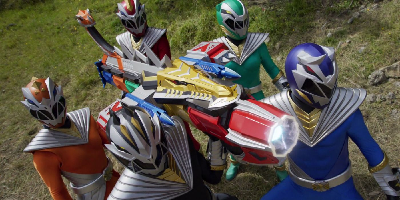 Power Rangers Updates An Iconic 1990s Weapon Every Mighty Morphin Fan Loved