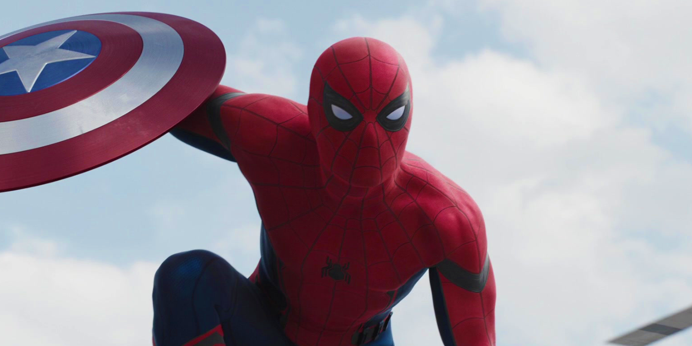 Spider-Man with Captain America&rsquo;s shield in Captain America Civil War