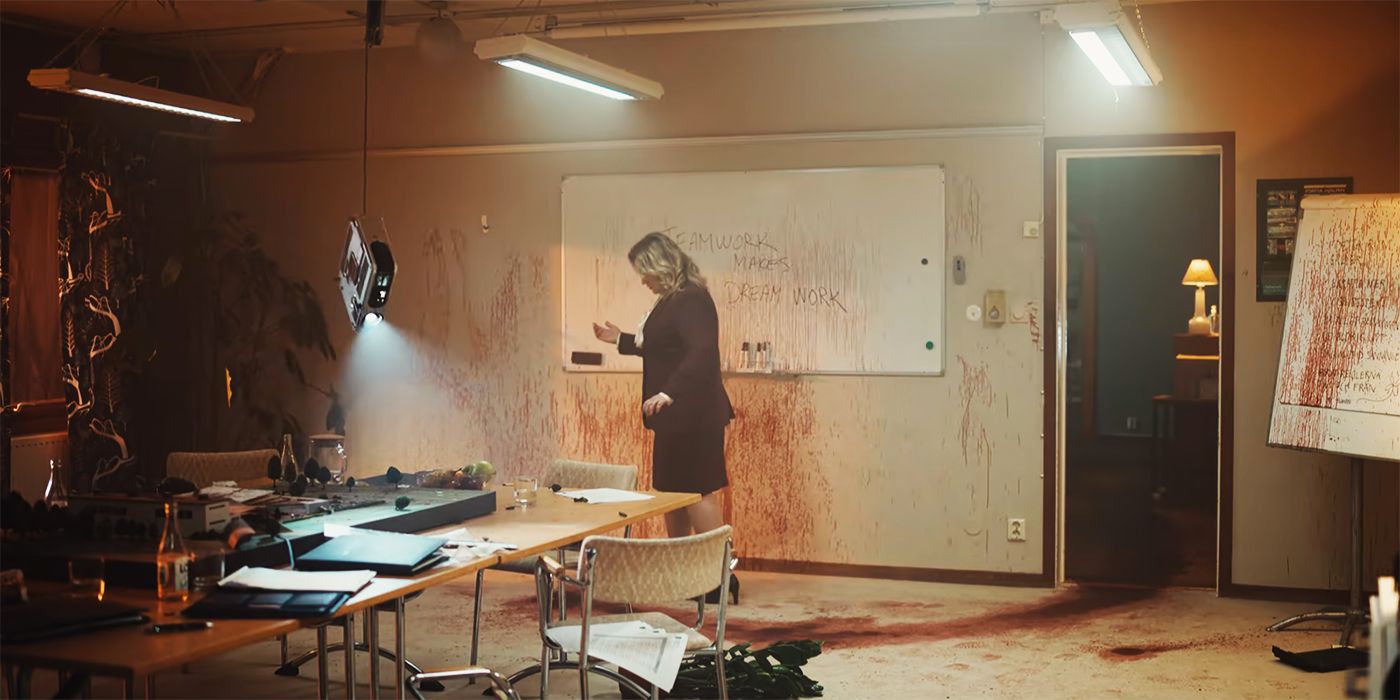 The Conference Ingela following the blood