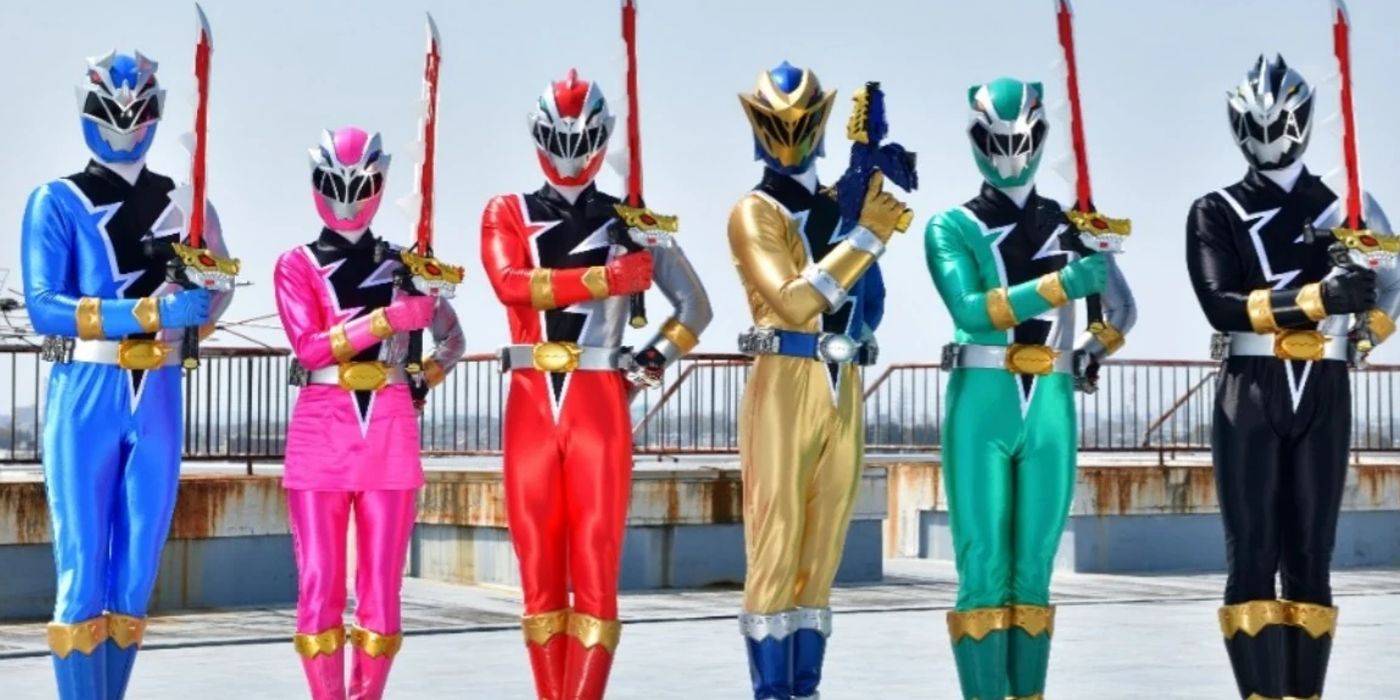 The Power Rangers Dino Fury characters and their sabers