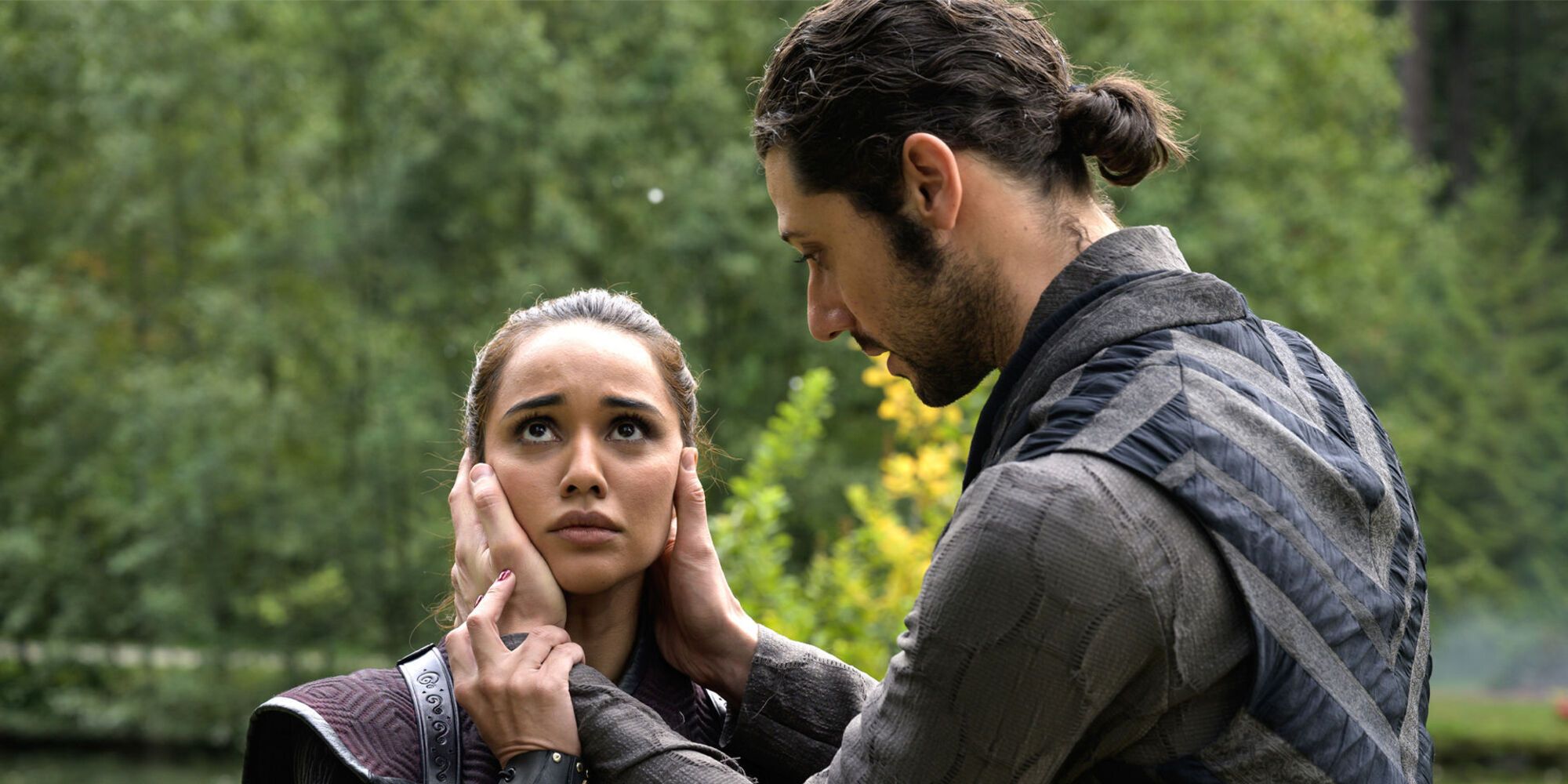 Eliot Holds Margo's Face in The Magicians