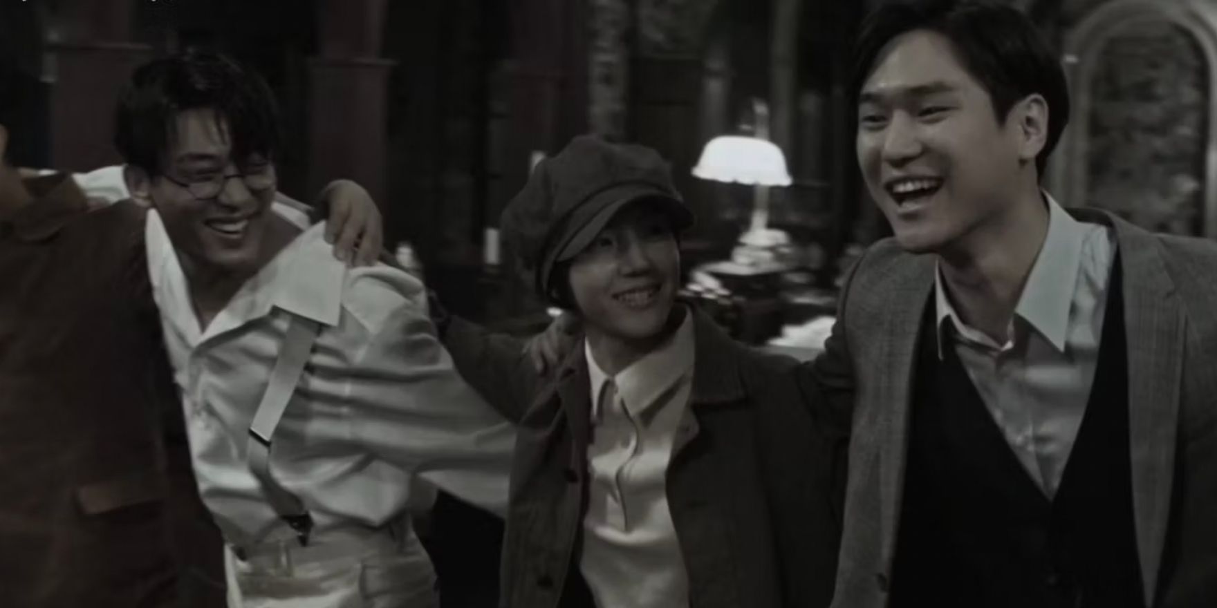 Three people laughing in the Korean time travel drama Chicago Typewriter