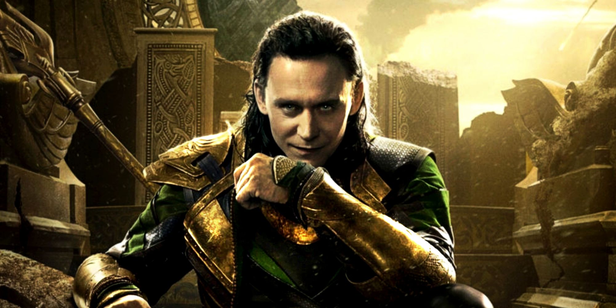 Tom Hiddleston como Loki en el MCU (fotograma de Thor Ragnarok)