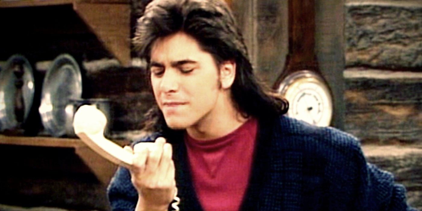 Uncle Jesse with a call with someone in Full House