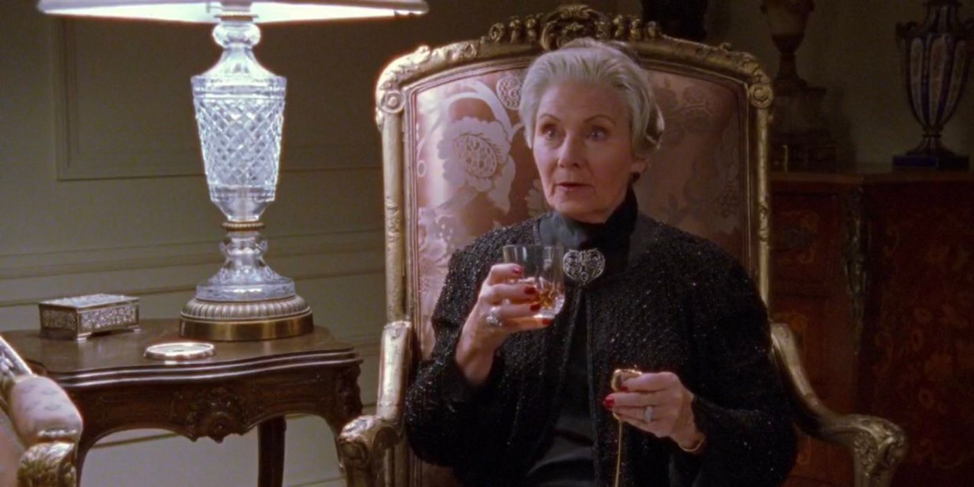 Trix is having a drink in Gilmore Girls.