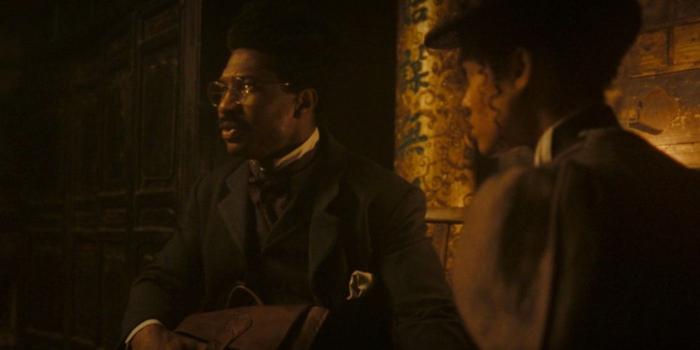 Victor Timely and Ravonna Renslayer talk in Loki Season 2
