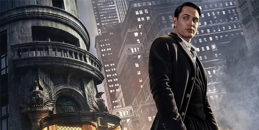 Young Winston in front of The Continental in a promotional image