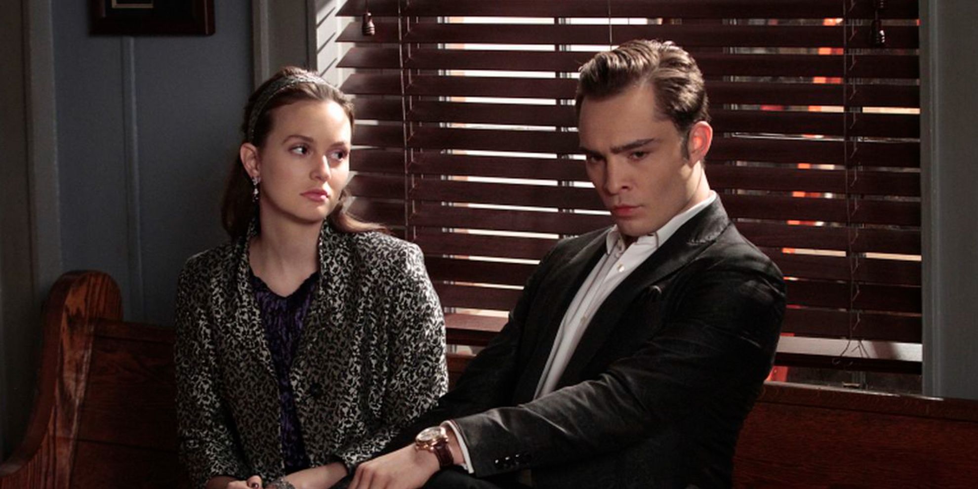 Blair sitting with Chuck in Gossip Girl