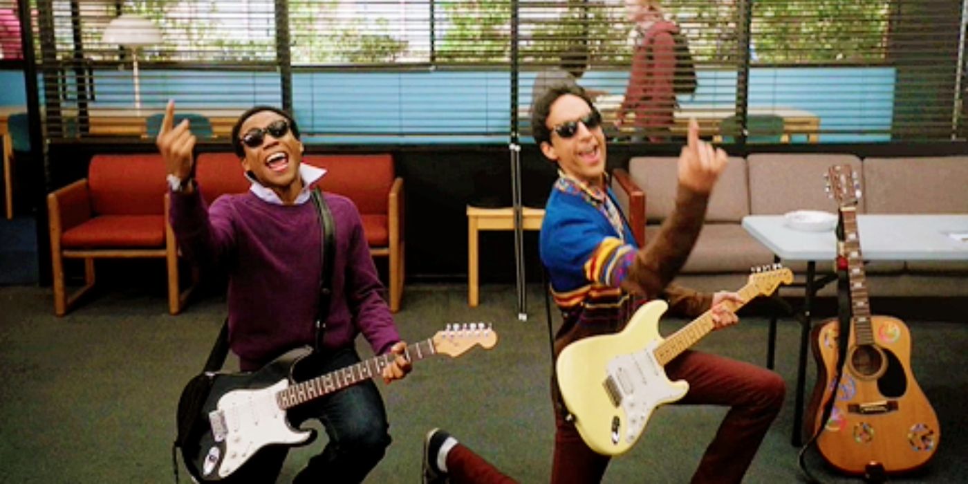 Community: Abed and Troy performing Baby Boomer Santa