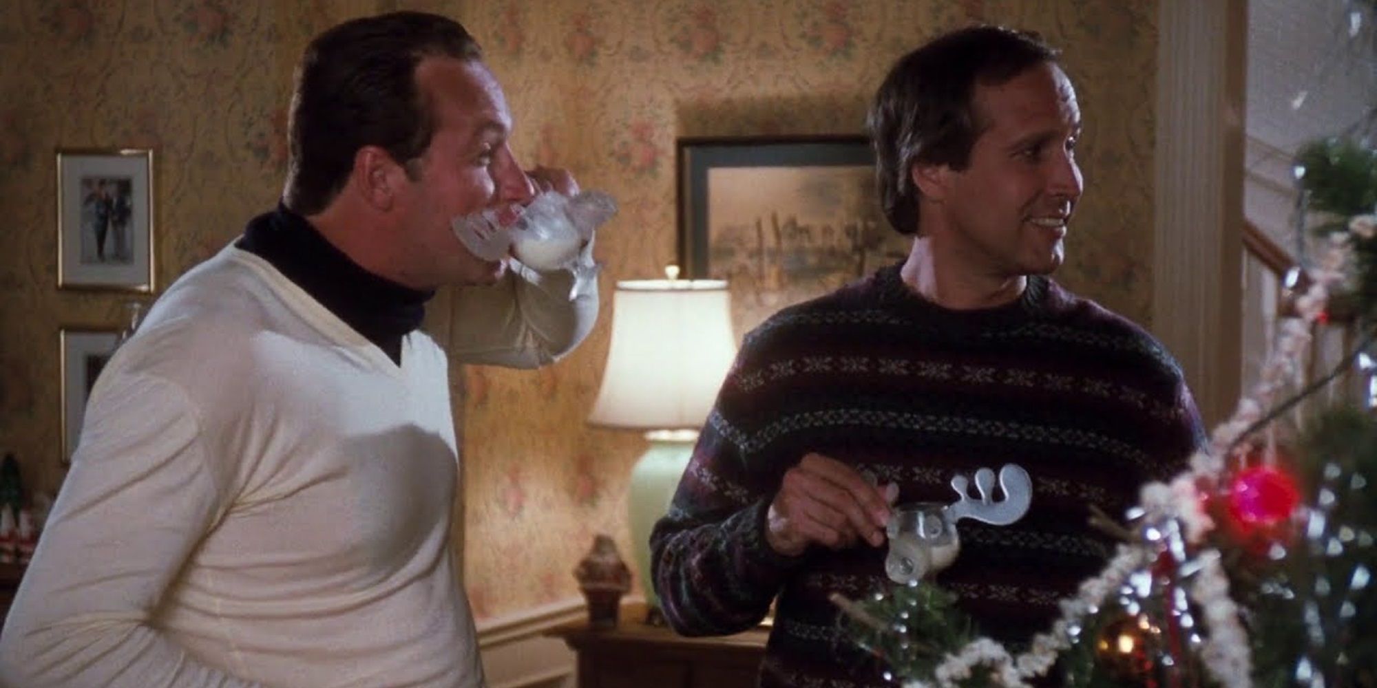 How Old Every Griswold Family Member Is In National Lampoons Christmas Vacation (& How Their Actors Compare)