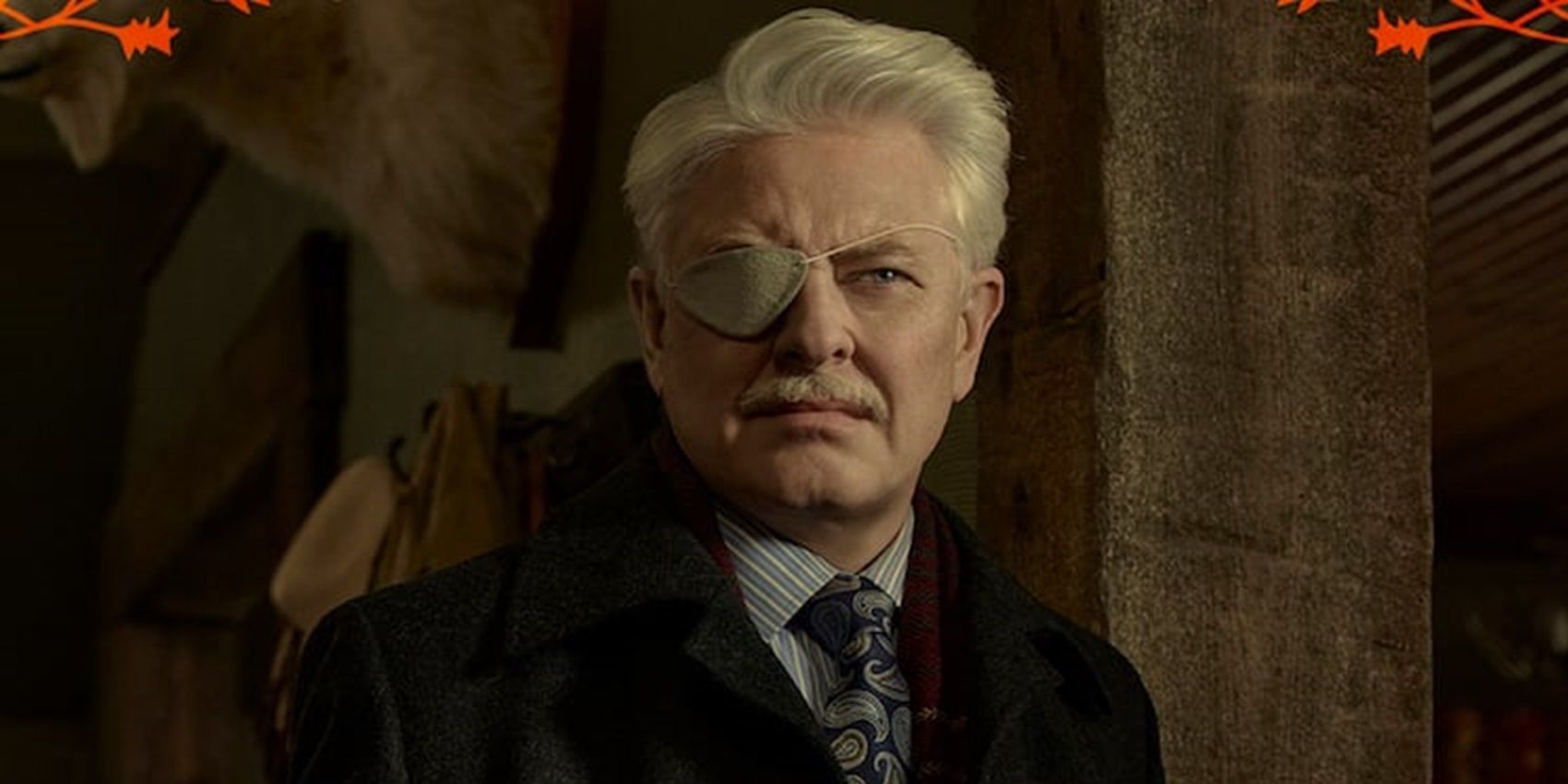 Dave Foley wearing an eyepatch in Fargo