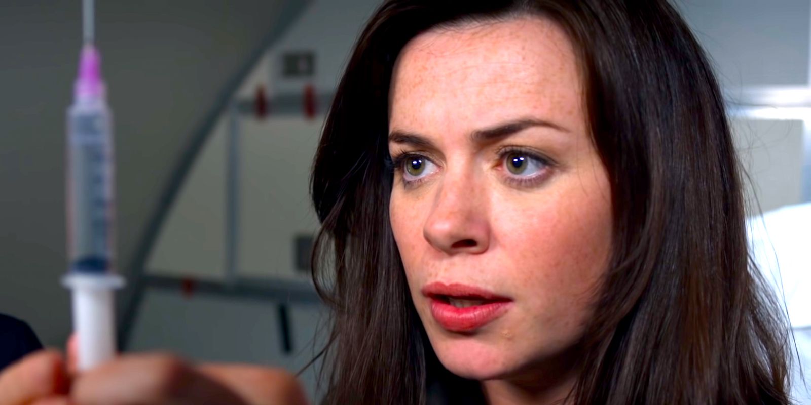 Eve Myles as Gwen Holding a Syringe in Torchwood