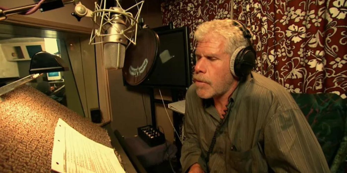 Ron Perlman recording lines in the voice over booth for the Fallout series