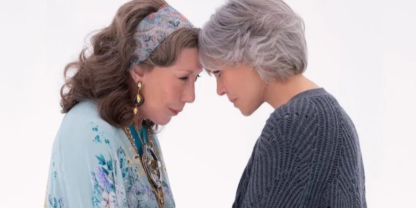 Grace (Jane Fonda) and Frankie (Lily Tomlin) in Heaven, touching their heads against each other in Grace and Frankie