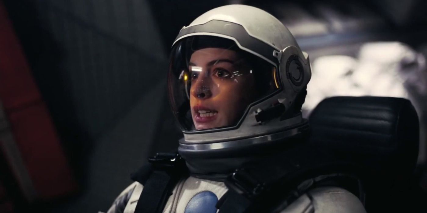 Anne Hathaway as Amelia Brand looking worried in Interstellar.