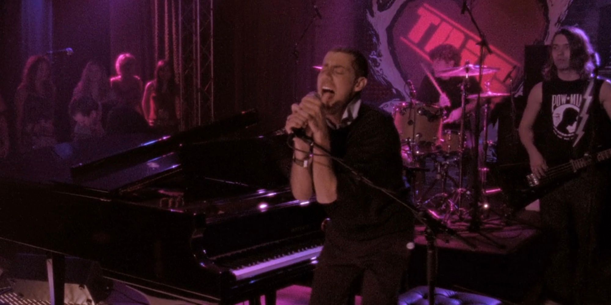 Jack's Mannequin performing on One Tree Hill