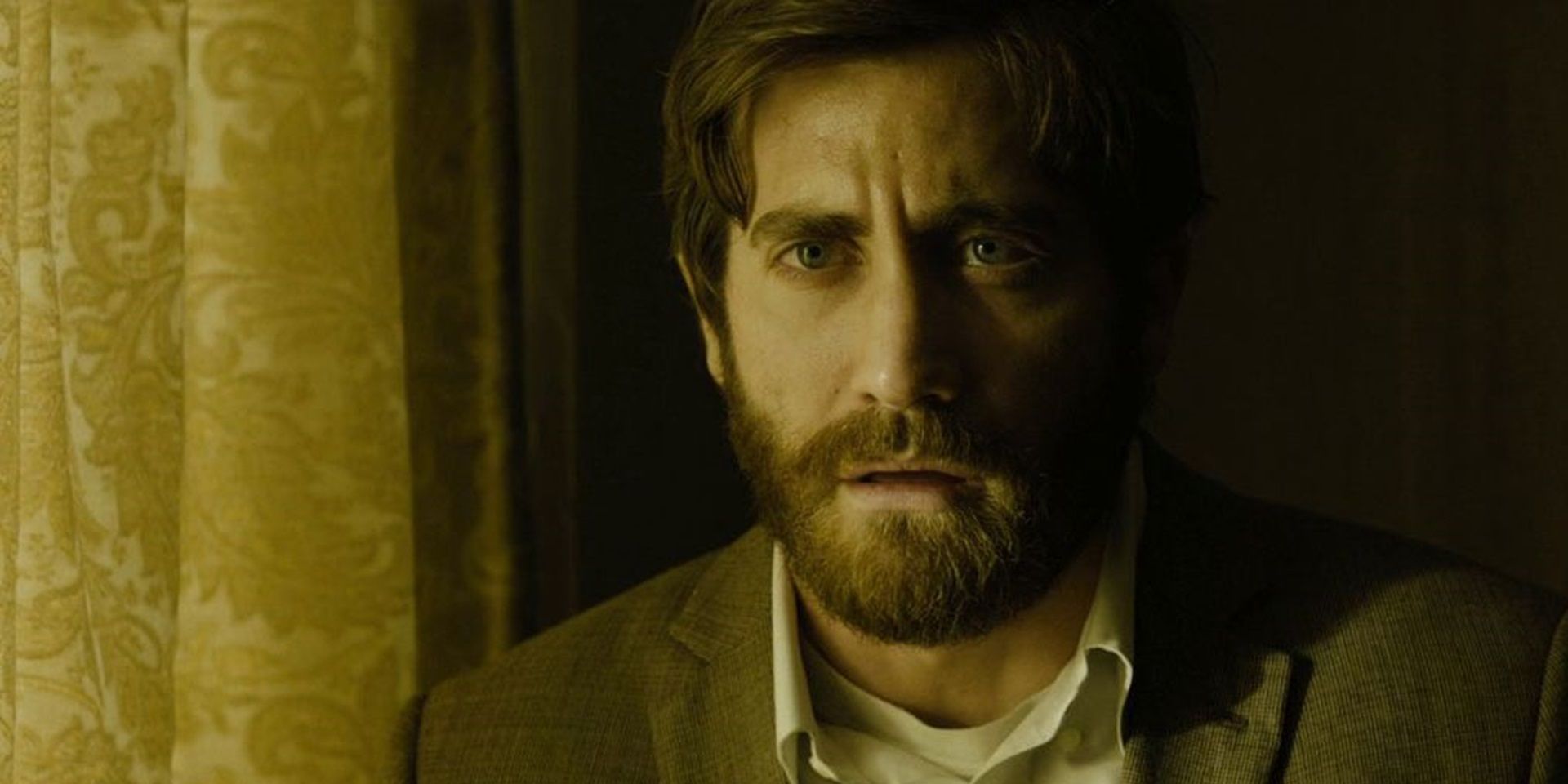 Jake Gyllenhaals New Apple TV+ Show Is The Culmination Of 5 Roles He's Played Over 17 Years