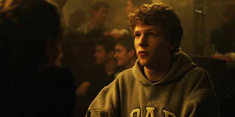 Jesse Eisenberg as Mark Zuckerberg at a bar in The Social Network