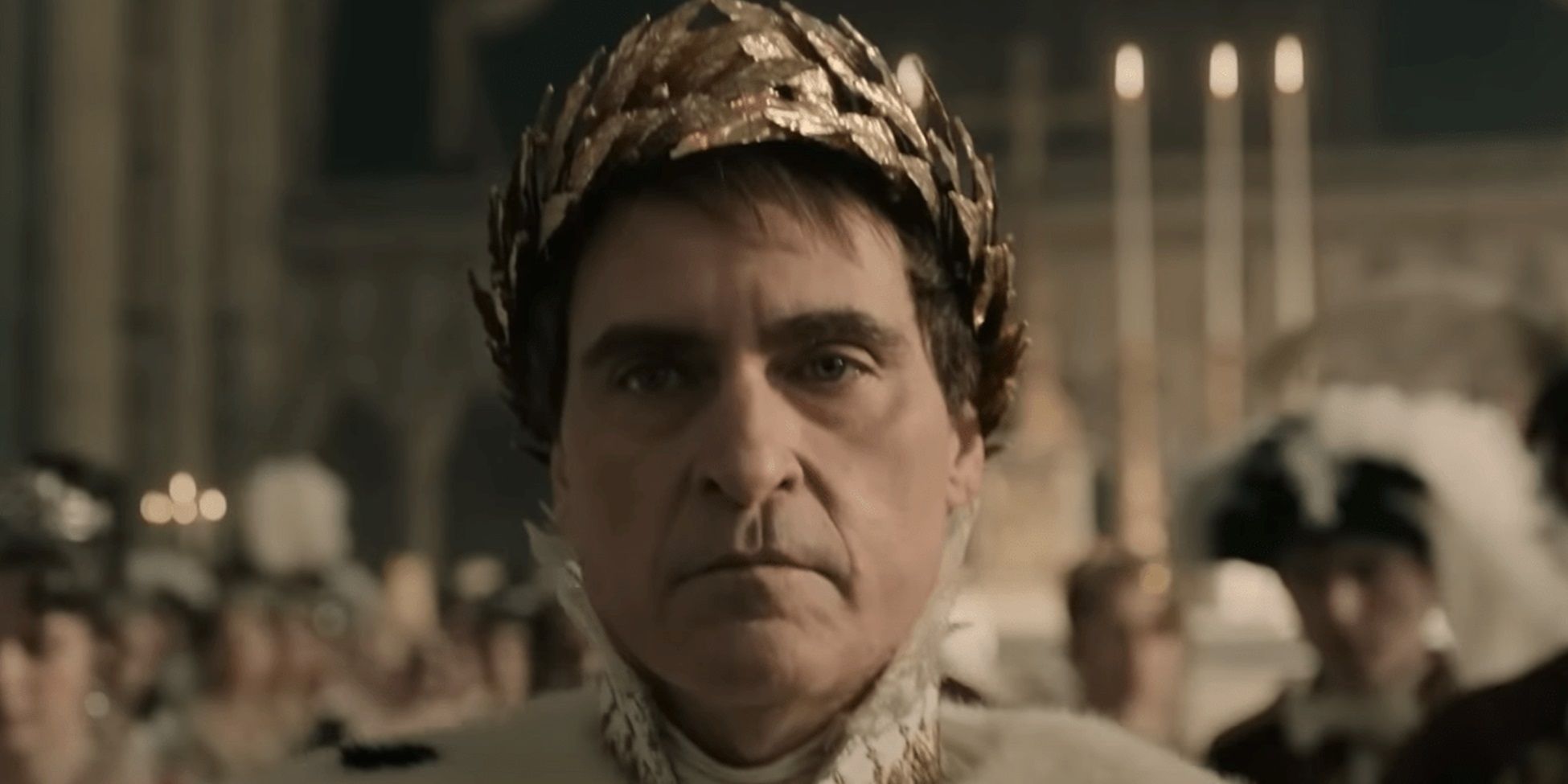 Joaquin Phoenix wearing a crown in Napoleon