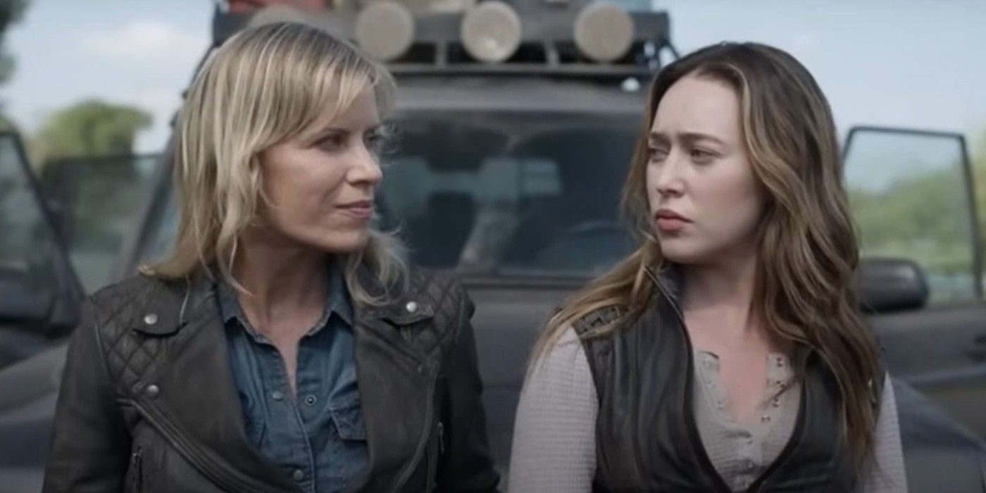 Kim Dickens as Madison Clark and Alycia Debnam Carey as Alicia Clark in Fear the Walking Dead