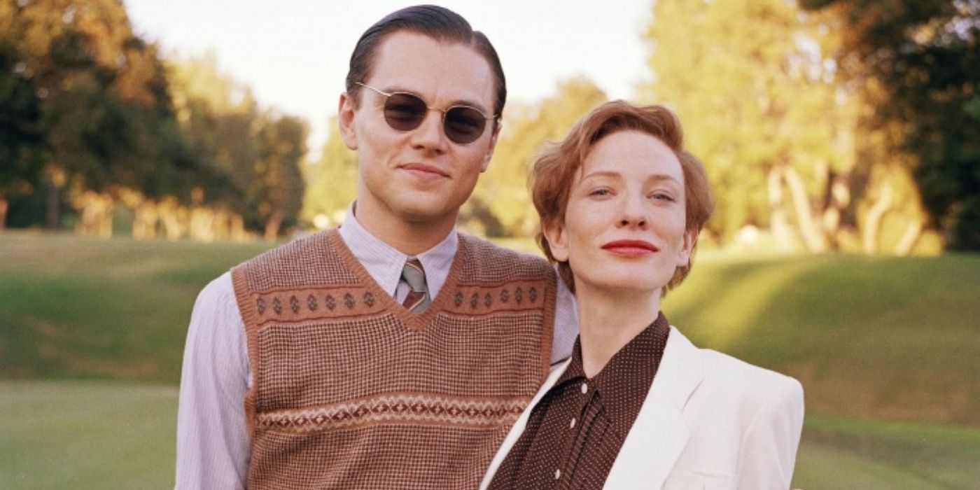 Leonardo Dicaprio as Howard Hughes and Cate Blanchett as Katharine Hepburn on a golf course in The Aviator.