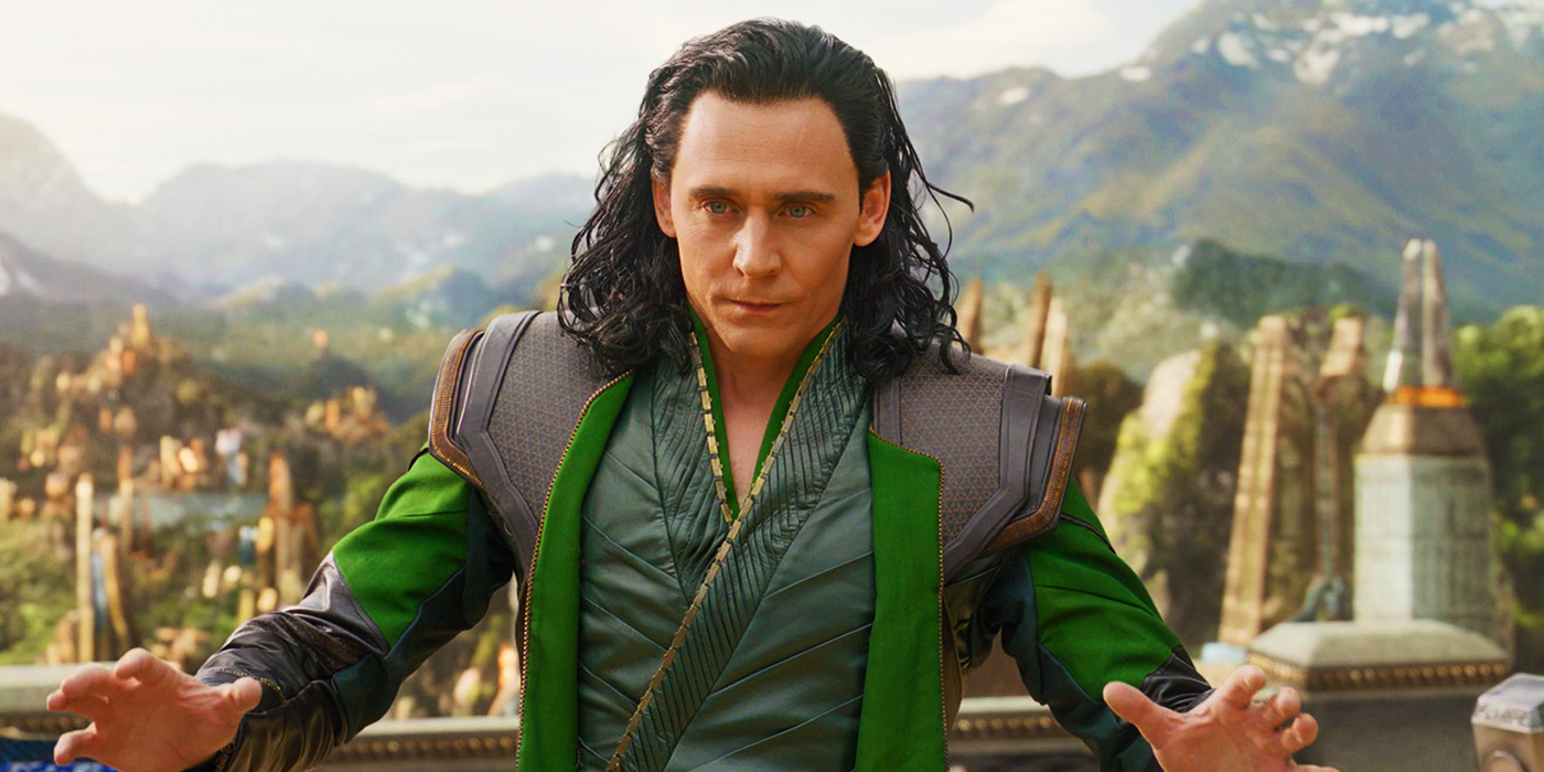 Loki greeting Thor on Asgard at the start of Thor Ragnarok