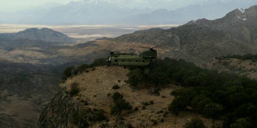 Lone Survivor Chinhook Helicopter landing.