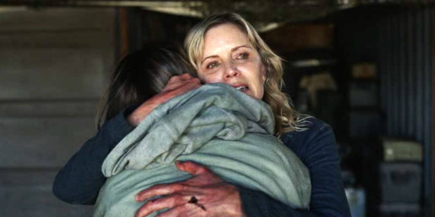 Madison Crying And Hugging Alicia In Fear The Walking Dead Series Finale