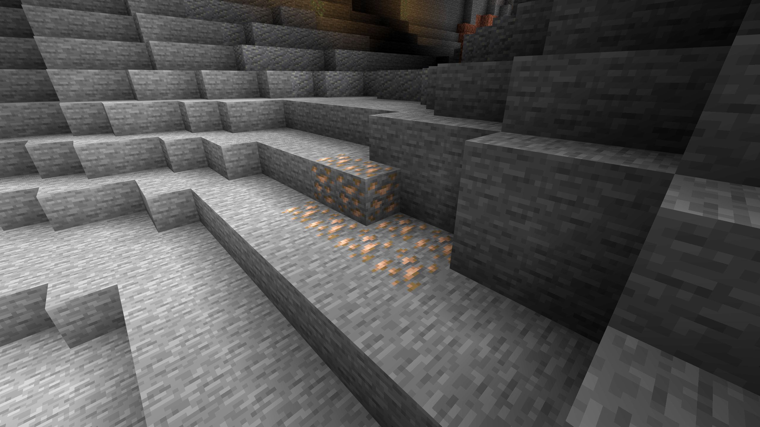 Jugador de Minecraft mirando una gota de mineral de hierro en una caverna al aire libre