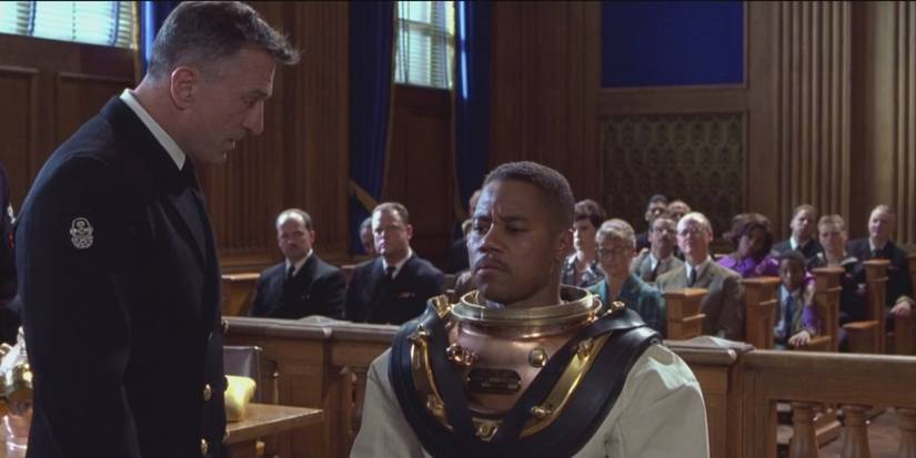 Billy (Robert De Niro) questions Carl (Cuba Gooding Jr.) in court in Men of Honor