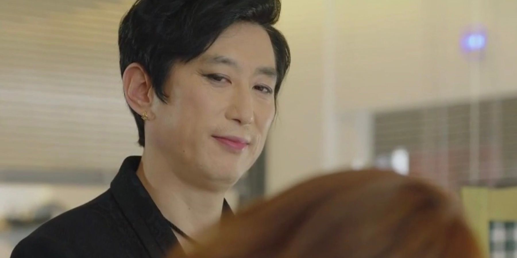 Mr Oh smiling in Strong Woman Do Bong soon