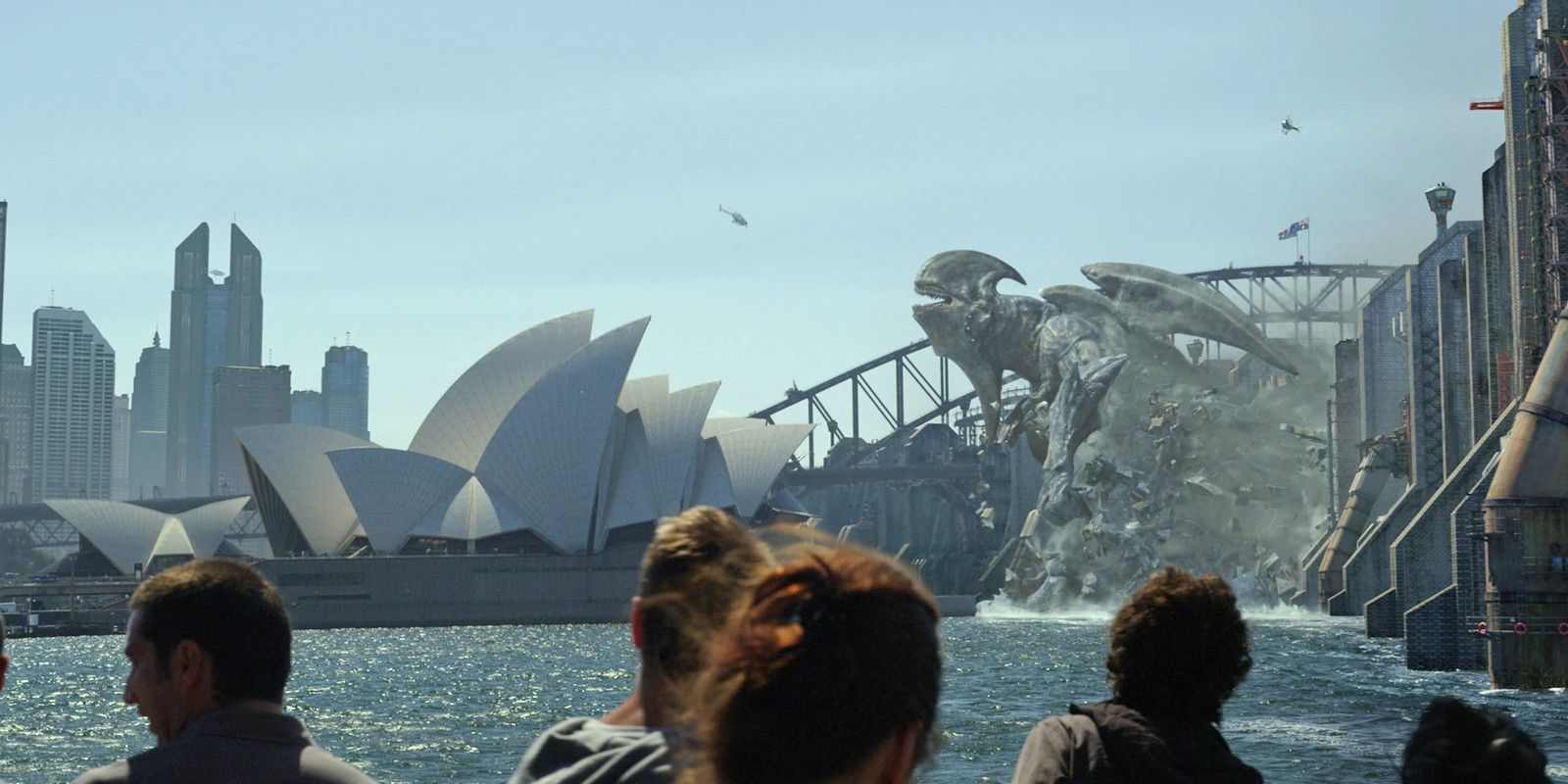 A kaiju attacking the Sydney Opera House as people look on in Pacific Rim