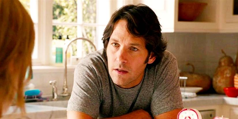Paul Rudd as Pete leaning forward and looking concerned in This Is 40