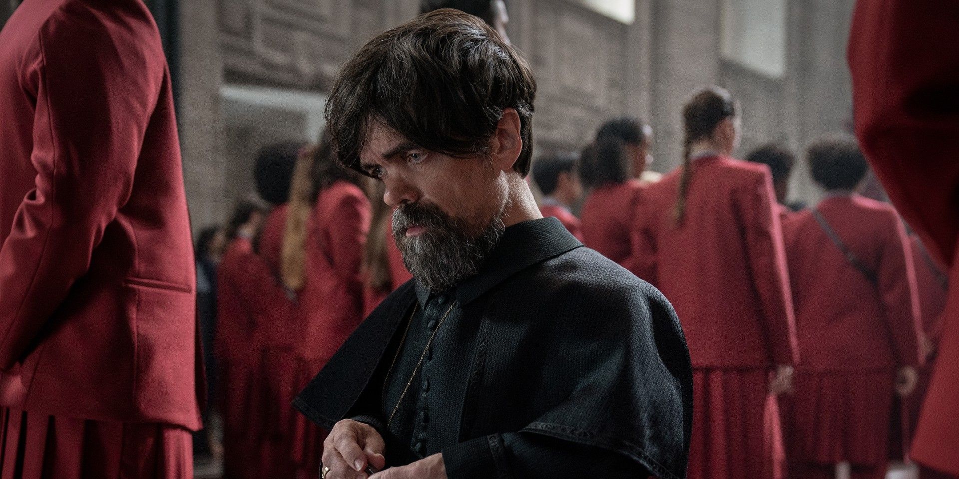Peter Dinklage in The Hunger Games: The Ballad of Songbirds and Snakes