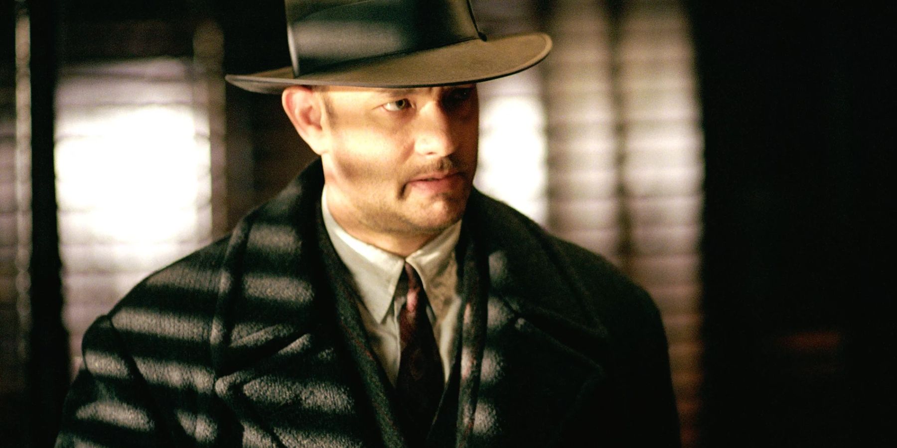 Michael Sullivan (Tom Hanks) looking worried in Road to Perdition