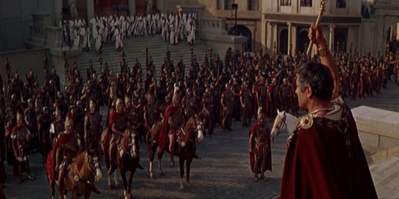 Crassus gives a speech to Roman soldiers and senators in Spartacus.