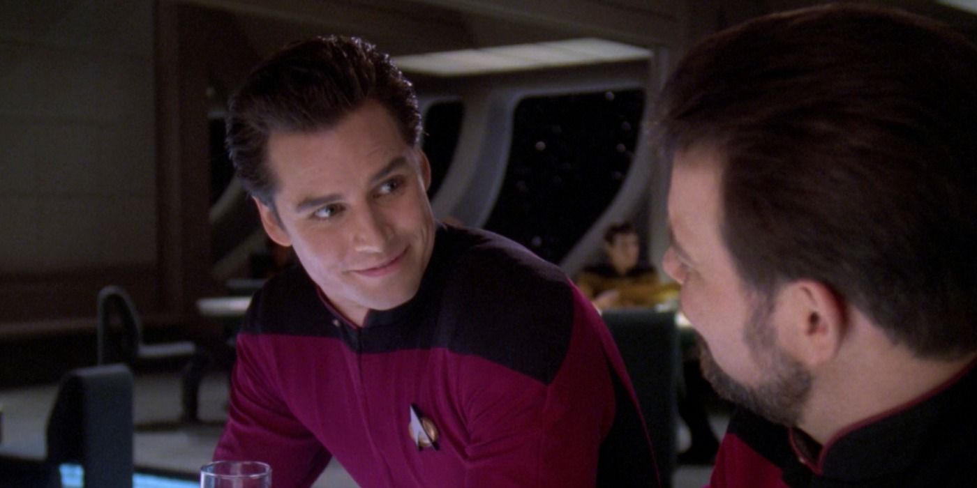 Star Trek The Next Generation Ensign Sam Lavelle Commander Riker