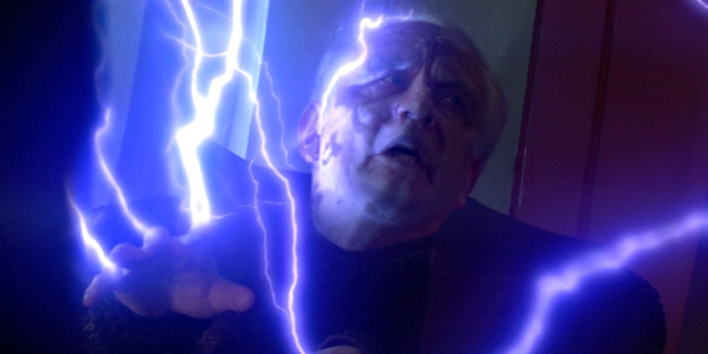 Ian McDiarmid as Emperor Palpatine being weakened by his Force Lightning in Star Wars: Return of the Jedi