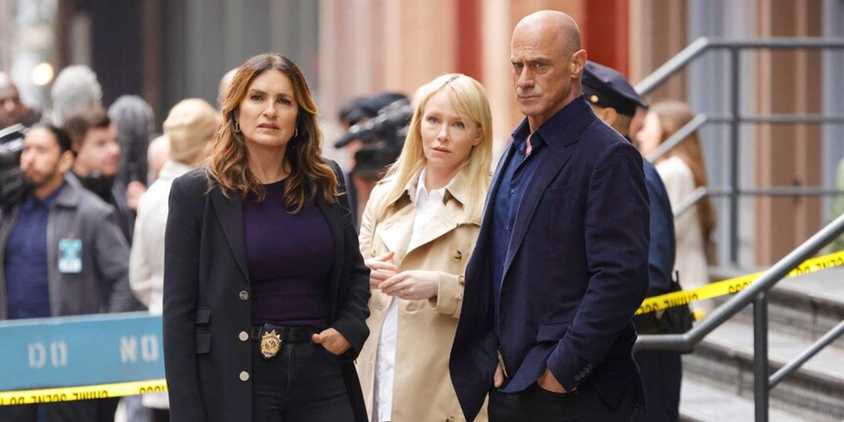 Olivia, Amanda, and Elliot at a crime scene in Law and Order Organized Crime