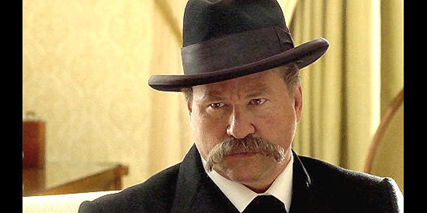 Val-Kilmer-as-Wyatt-Earp-in-Wyatt-Earps-Revenge-2012