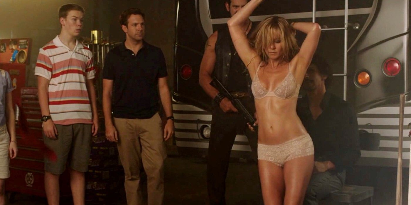 We're The Millers Jennifer Aniston as Rose O'Reilly or Sarah dancing in underwear