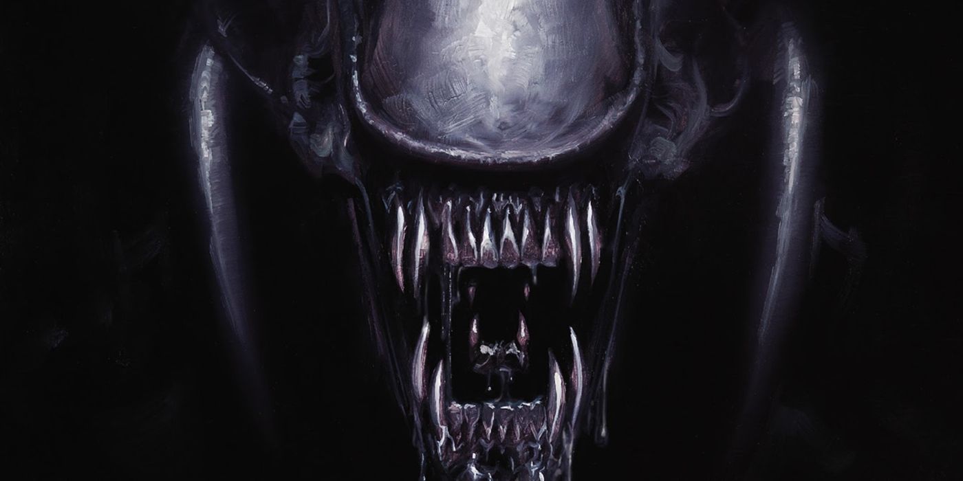 Close-up of a snarling Xenomorph from Alien. 