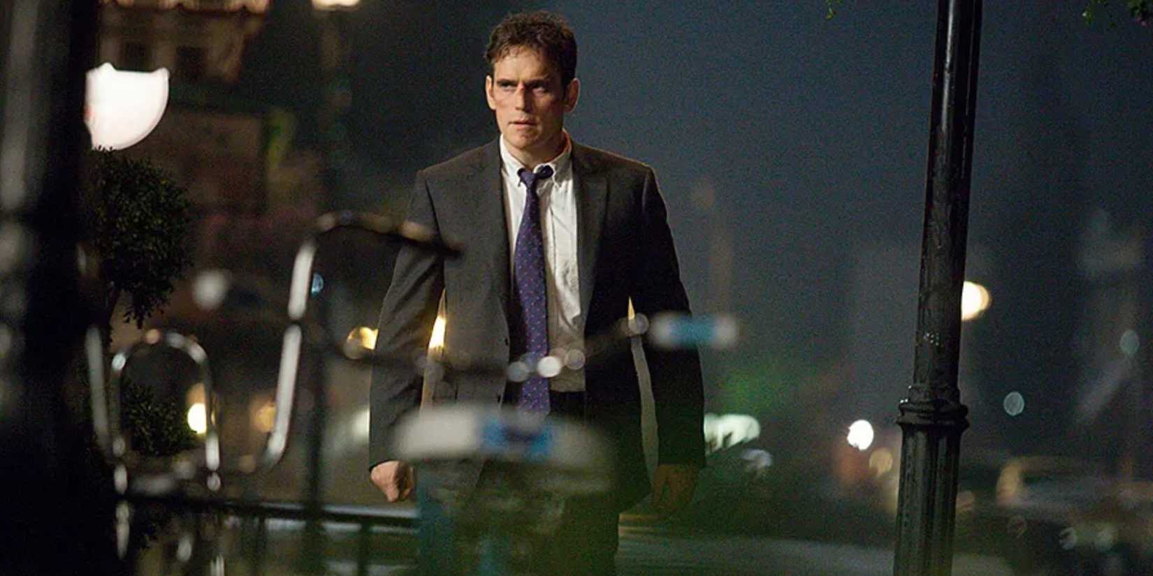 Matt Dillon as Ethan Burke in Wayward Pines with an out-of-focus bike in the foreground