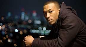 Ashley Walters as Dushane looking over his shoulder in Top Boy.