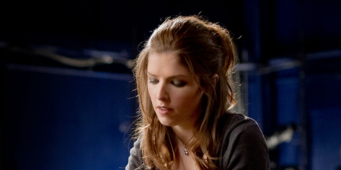 Anna Kendrick as Beca in Pitch Perfect singing Cups