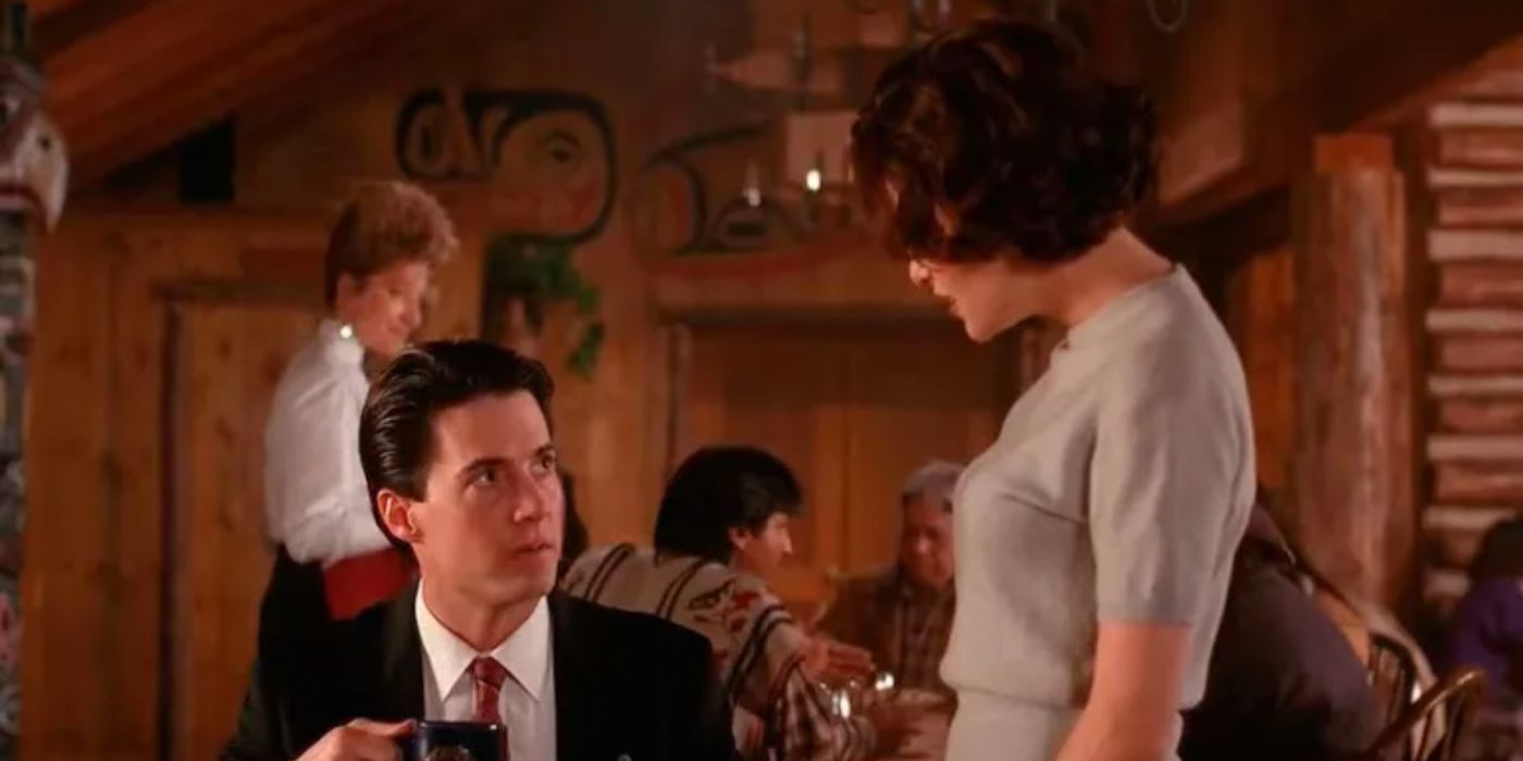 Audrey e Dale conversando em um restaurante de Twin Peaks