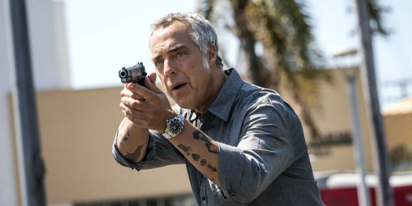 Titus Welliver as Harry Bosch aims a gun in Bosch: Legacy.